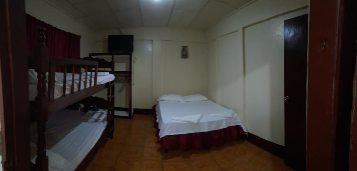 Hospedaje Tropical Dreams South End Экстерьер фото